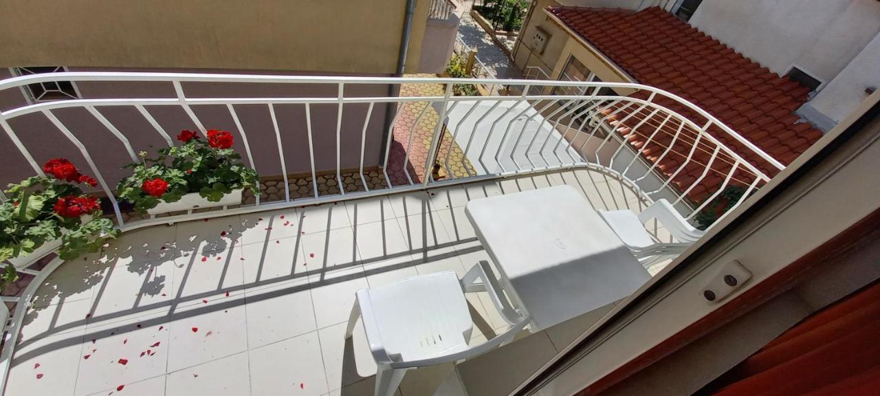 Guesthouse Flora Китен Экстерьер фото